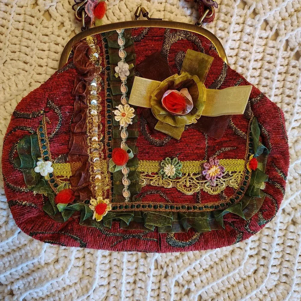 Vintage Style Tapestry Kiss Lock Handbag Floral Ribbon Embellished Boho Purse